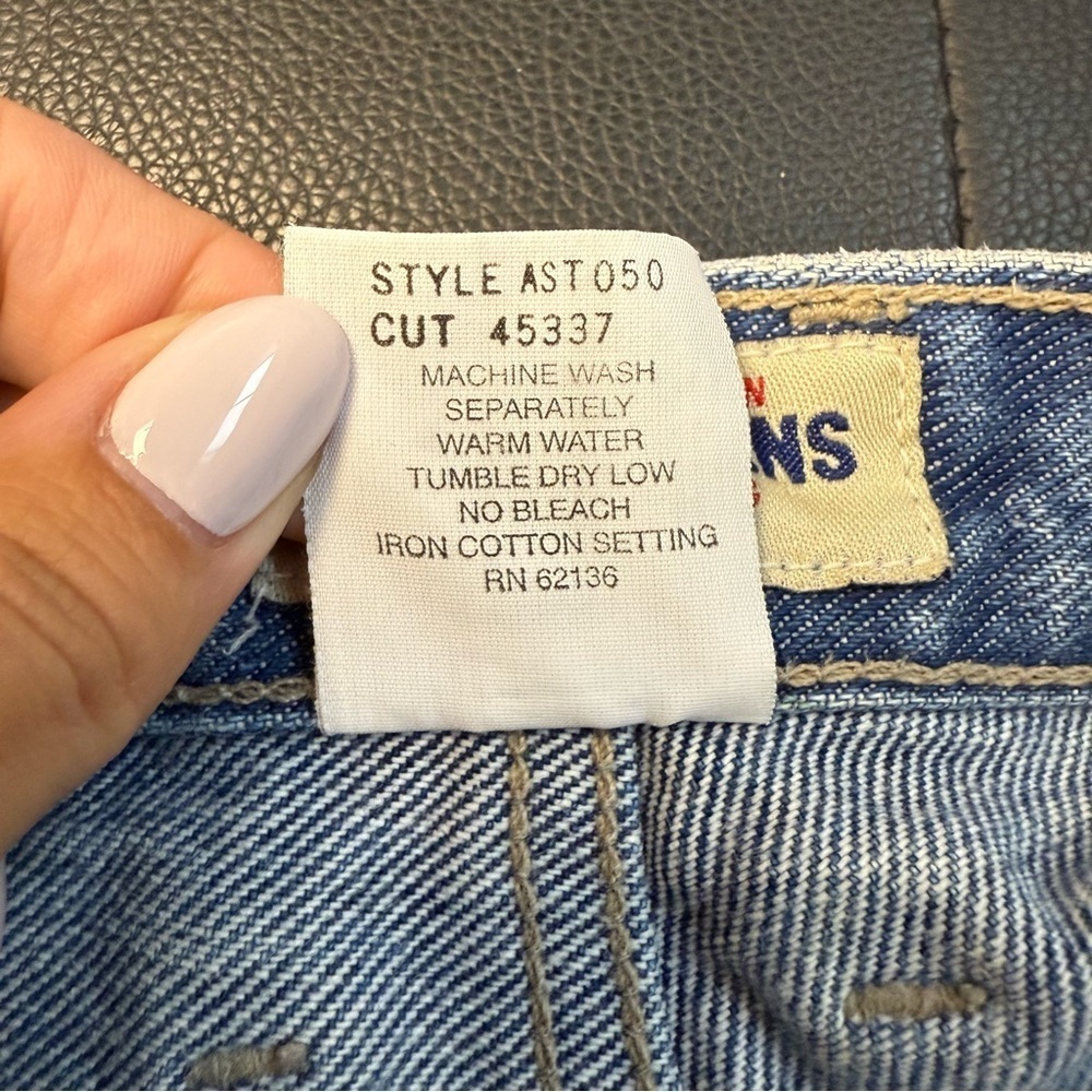 Vintage Guess High Waisted Tapered Jeans Size 29 - Picture 8 of 8